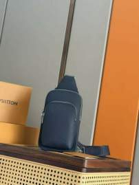 Picture of Louis Vuitton Mens Bags _SKUfw214745924fw